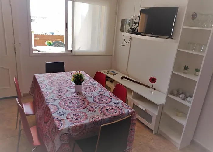 Apartment Mafasca, Comodo E Silenzioso, Terrazza E Cortile, Wi-fi